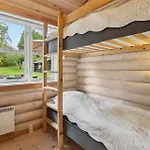 Сasa de vacaciones Lovely Log House On Mon Stege