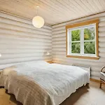 Lovely Log House On Mon Hébergement de vacances