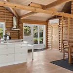 度假居 Lovely Log House On Mon