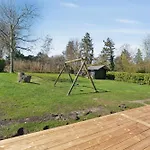 度假居 Lovely Log House On Mon *