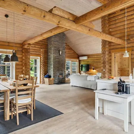 Дом отдыха Lovely Log House On Mon Стеге