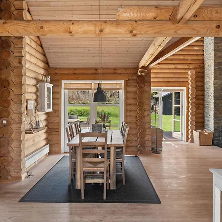 Lovely Log House On Mon 斯泰厄