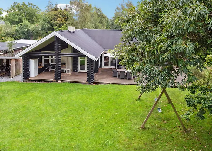 Lovely Log House On Mon Сasa de vacaciones